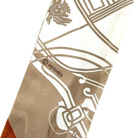 Hermes Ex Libris Horse Carriage Print Beige White Caramel Silk Twilly Scarf - Picture 7 of 13